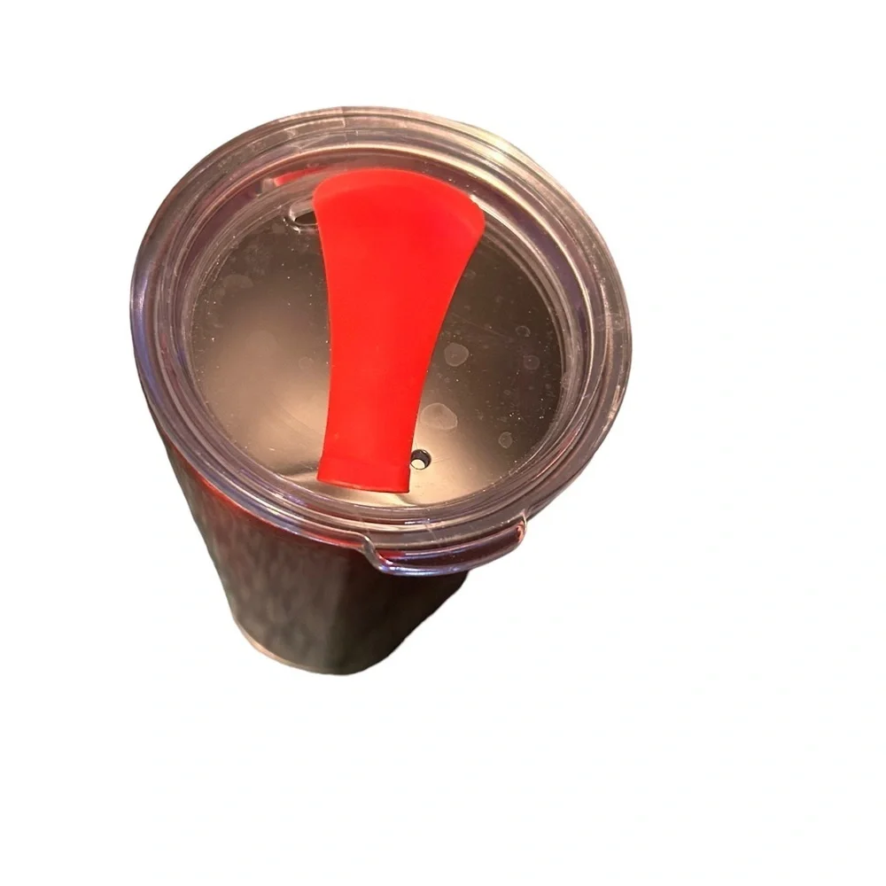 Chick-fil-a Tumbler Cup 20 Oz red stainless steel insulated hot/cold drinks